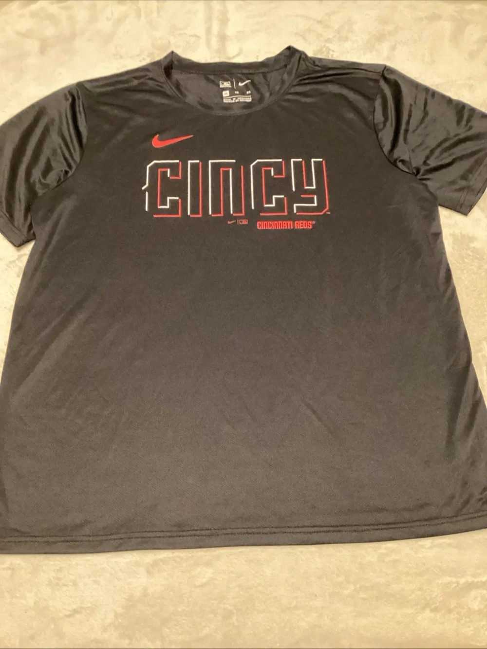 Nike Black Short-Sleeve 'CINCY' Graphic Tee with Red Accents